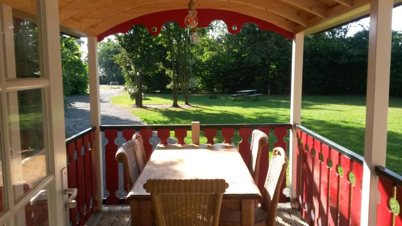 לינה וארוחת בוקר Someren Pipowagen Camping Puur Genieten מראה חיצוני תמונה